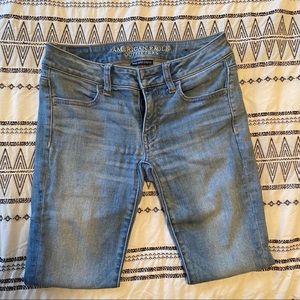 American Eagle skinny jeans - size 4
